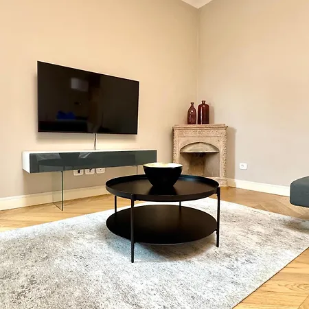 Apartament Casa R *
